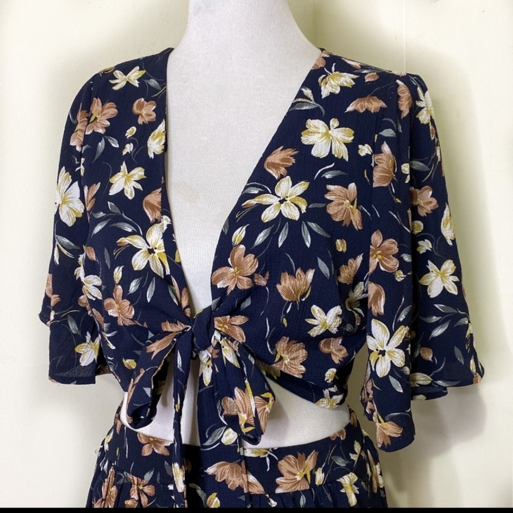 2pc Short Set - Picture 7 of 9